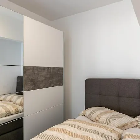 Altstadt With Privade Terrasa Apartment Düsseldorf
